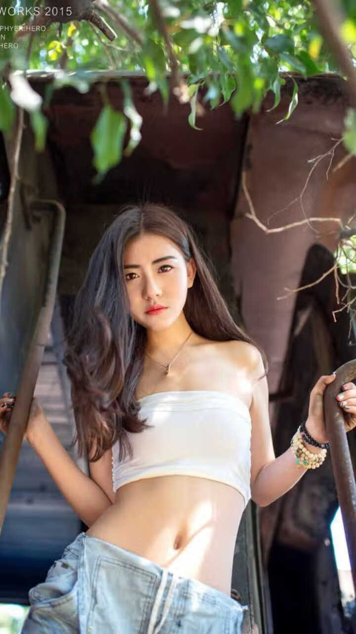 “极速狂飙：赛场上的超车经典瞬间”，电影 极速狂飙