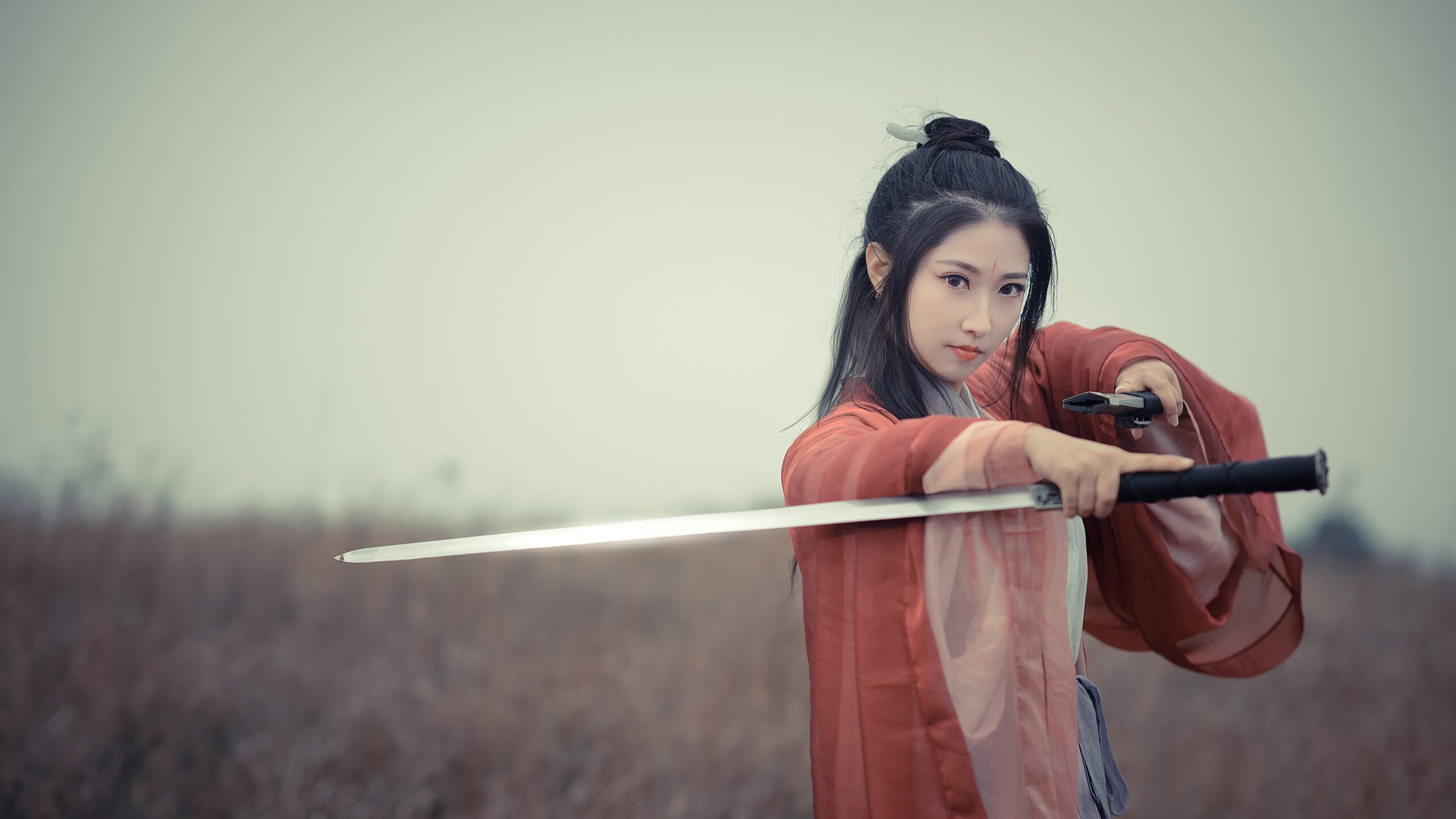 “雪地追逐:白色战场上的速度传奇”,007雪地追逐